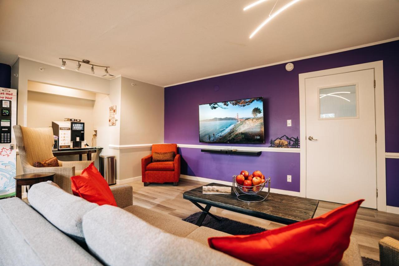 Coast Parksville Hotel Экстерьер фото